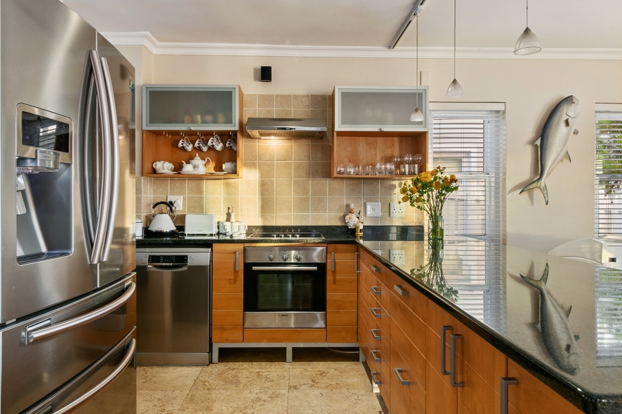 4 Bedroom Property for Sale in Thesen Islands Western Cape